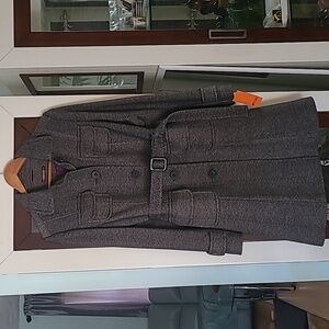 NWT Ladie's Coat ❤️